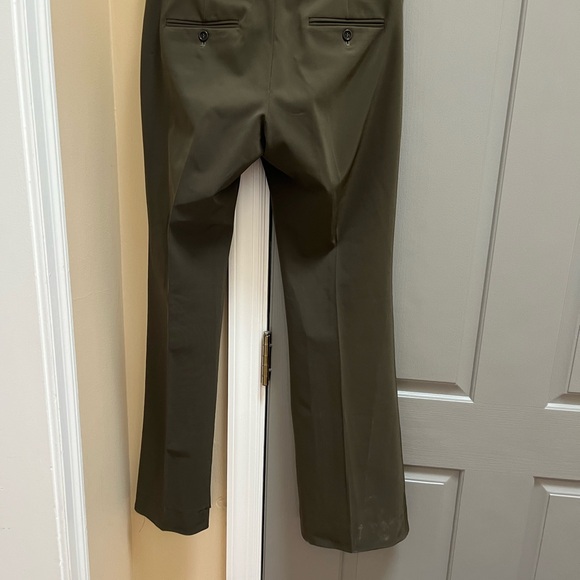Theory brown trousers size 6. They are flat front - Picture 3 of 5